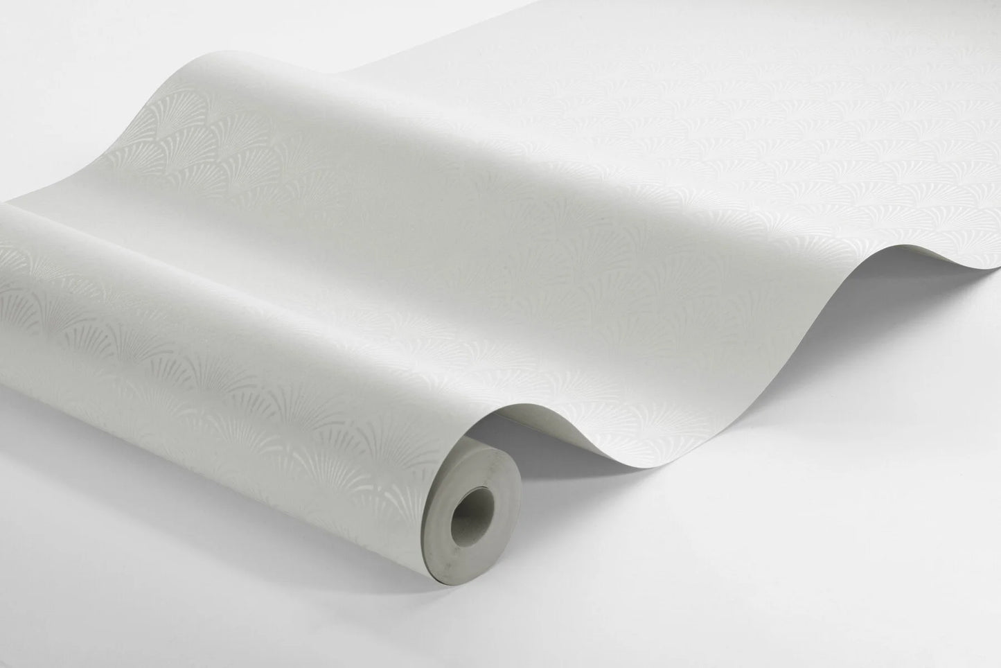 Classic and timeless, our Samira wallpaper is colored in elegant and enchanting white tones with stunning shimmer.