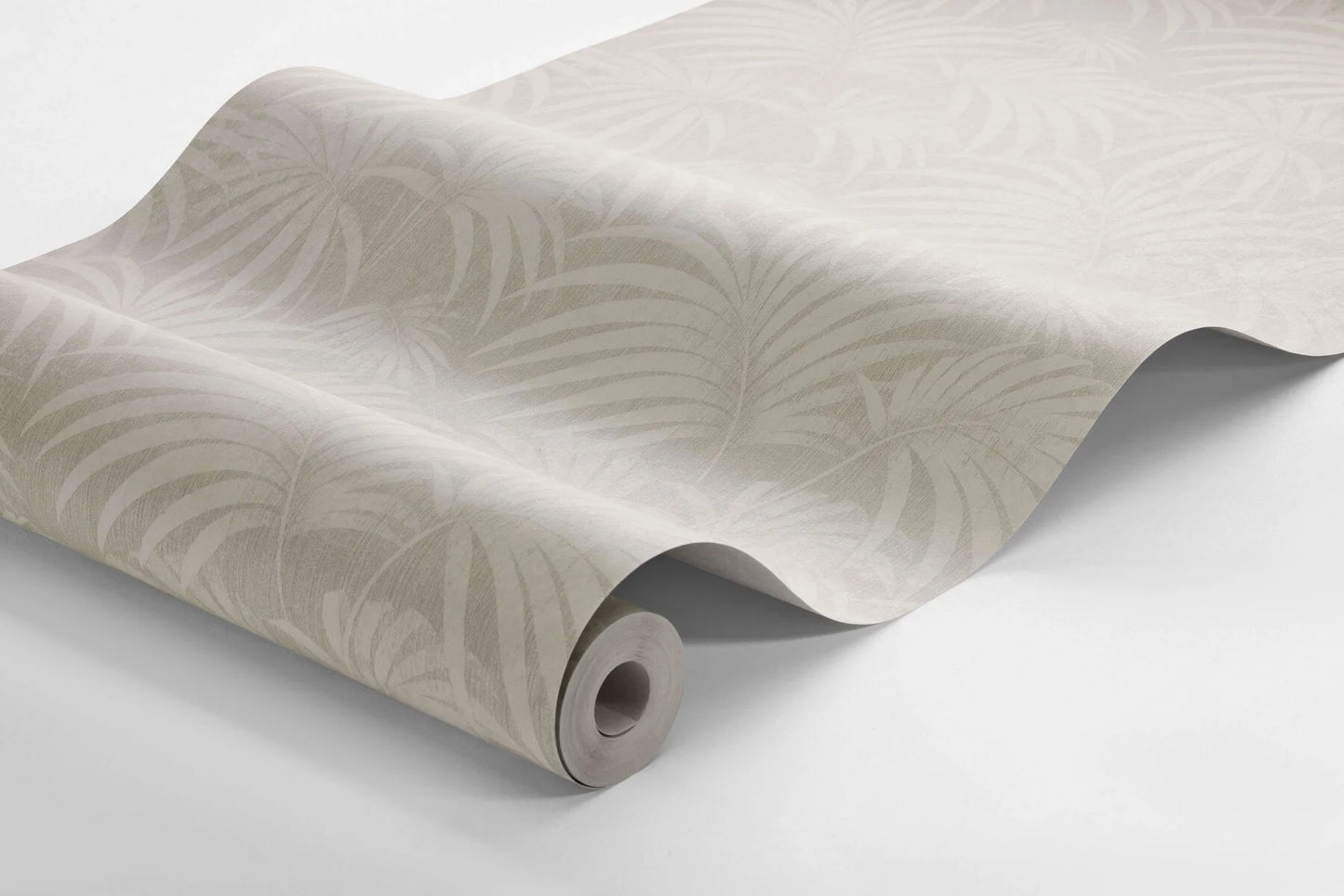 Add a touch of warmth and comfort to your interior with our Paula wallpaper in beige tones.