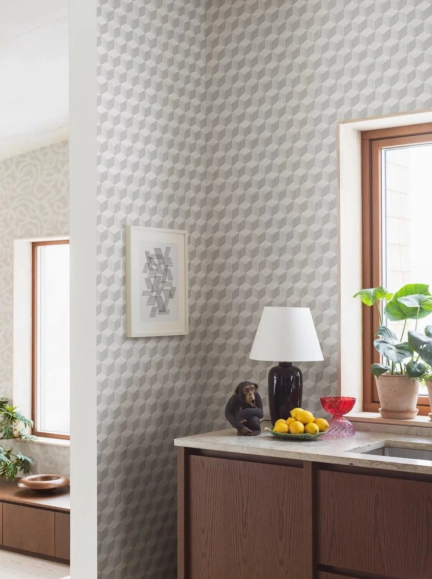Experience the subtle elegance of our Cube wallpaper colored in neutral and on-trend grey tones.