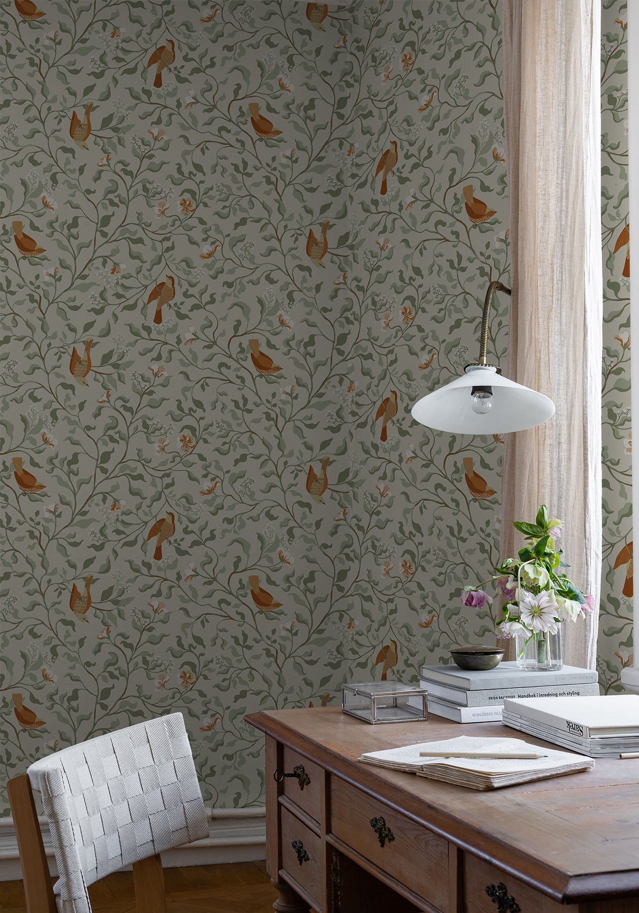 The wallpaper Josefin originates from a longing for spring and birdsong.
