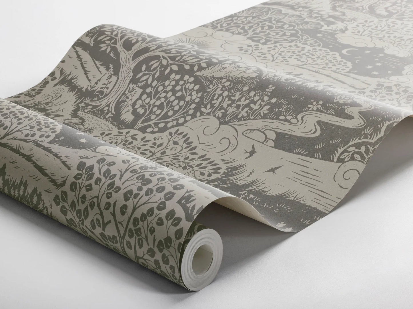 Colored in soft tones of linen beige and graphite grey, our Solängen wallpaper offers a rich tapestry of natural beauty.