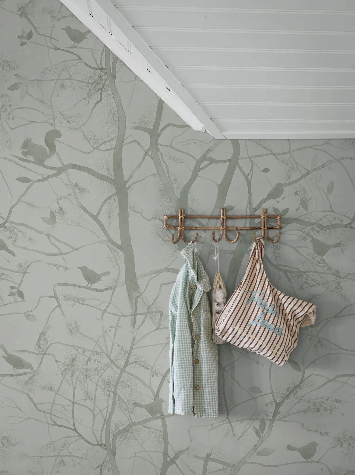 Birdie - 9505W Mural – Scandinavian Wallpaper Birdie - 9505W Mural – Scandinavian Wallpaper