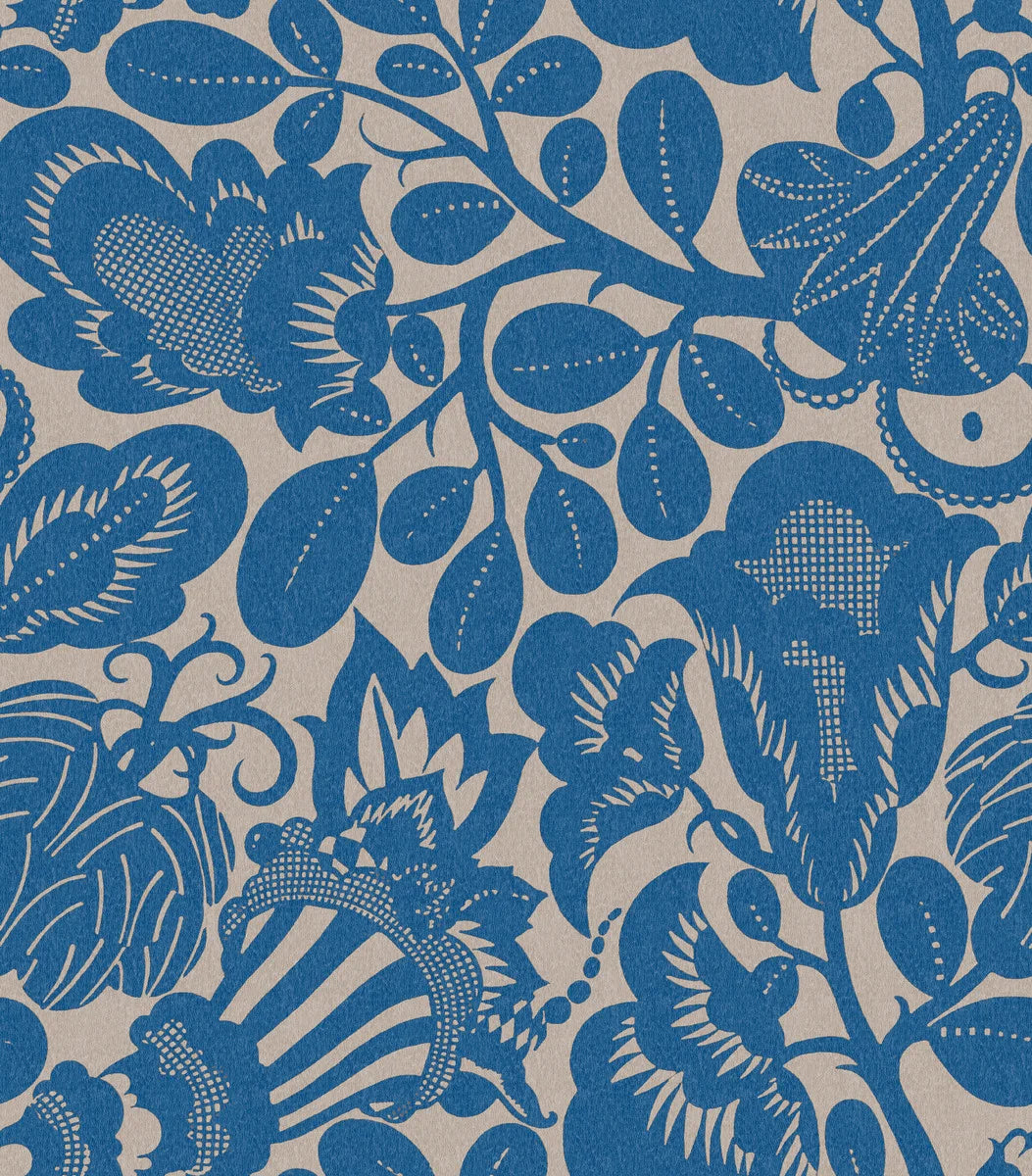This wonderful Semiramis wallpaper, designed by ornamental genius Dagobert Peche, sees modernist and geometric elements meet organic floral forms.