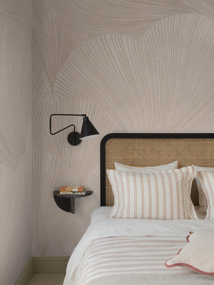 Mirage Grand is a pink, graphic wallpaper in impressive large scale; an enlarged digital print of the Mirage design.