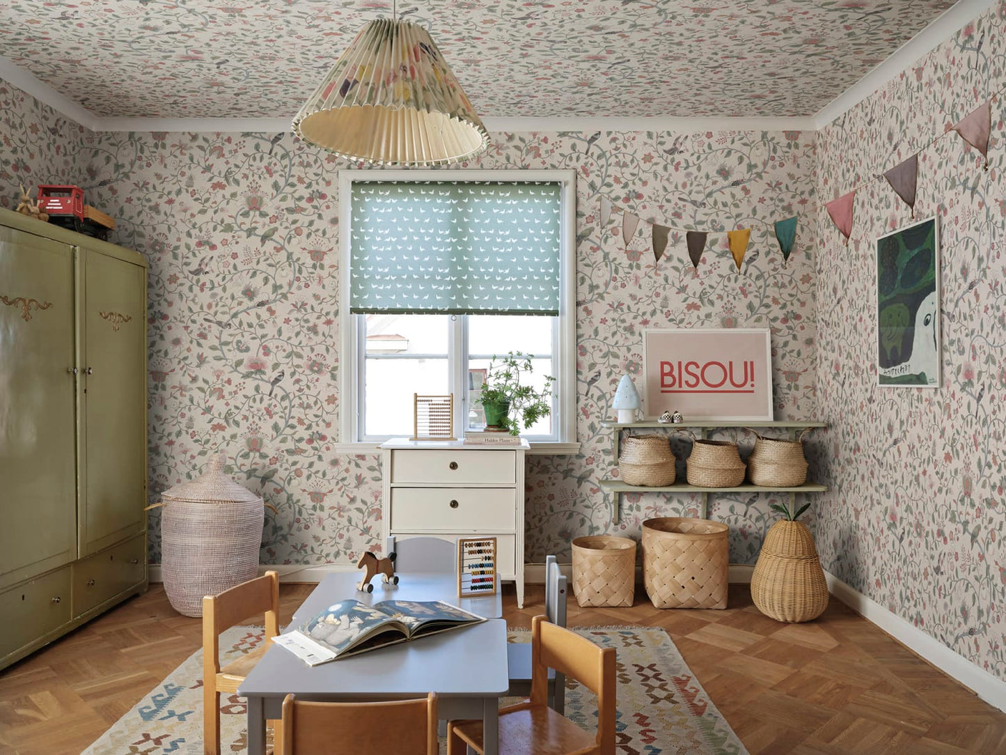 Hedda wallpaper has an exquisitely detailed older hand-painted original, which, with its multifaceted colors, can match many different interiors.