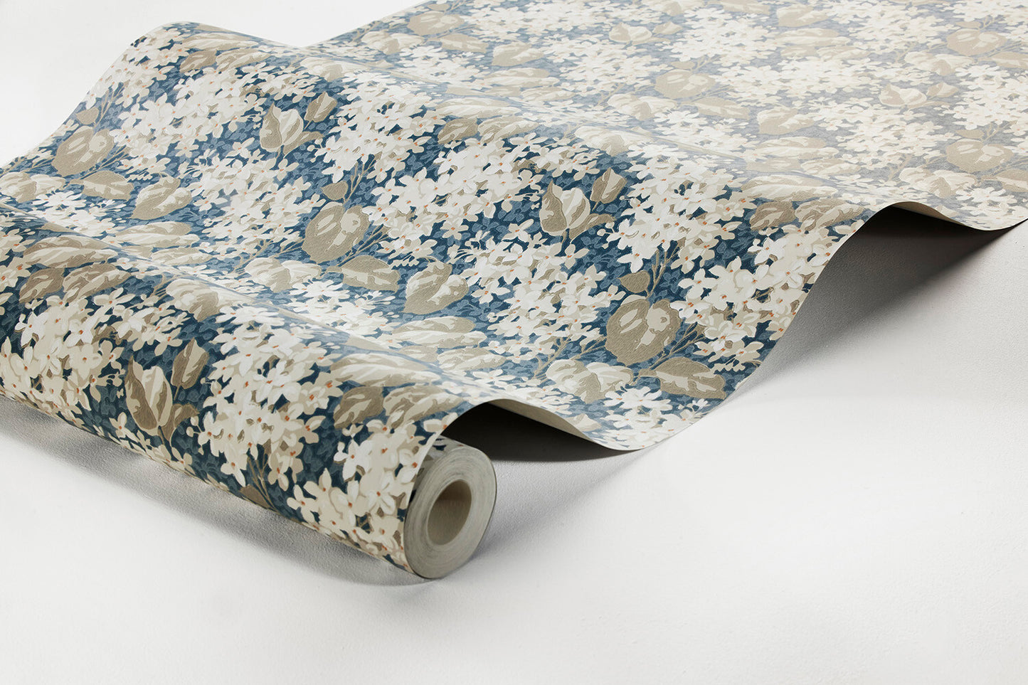 Colored in elegant and inviting tones of blue, white and grey, our Aratorp wallpaper is inspired by Swedish traditions and culture.