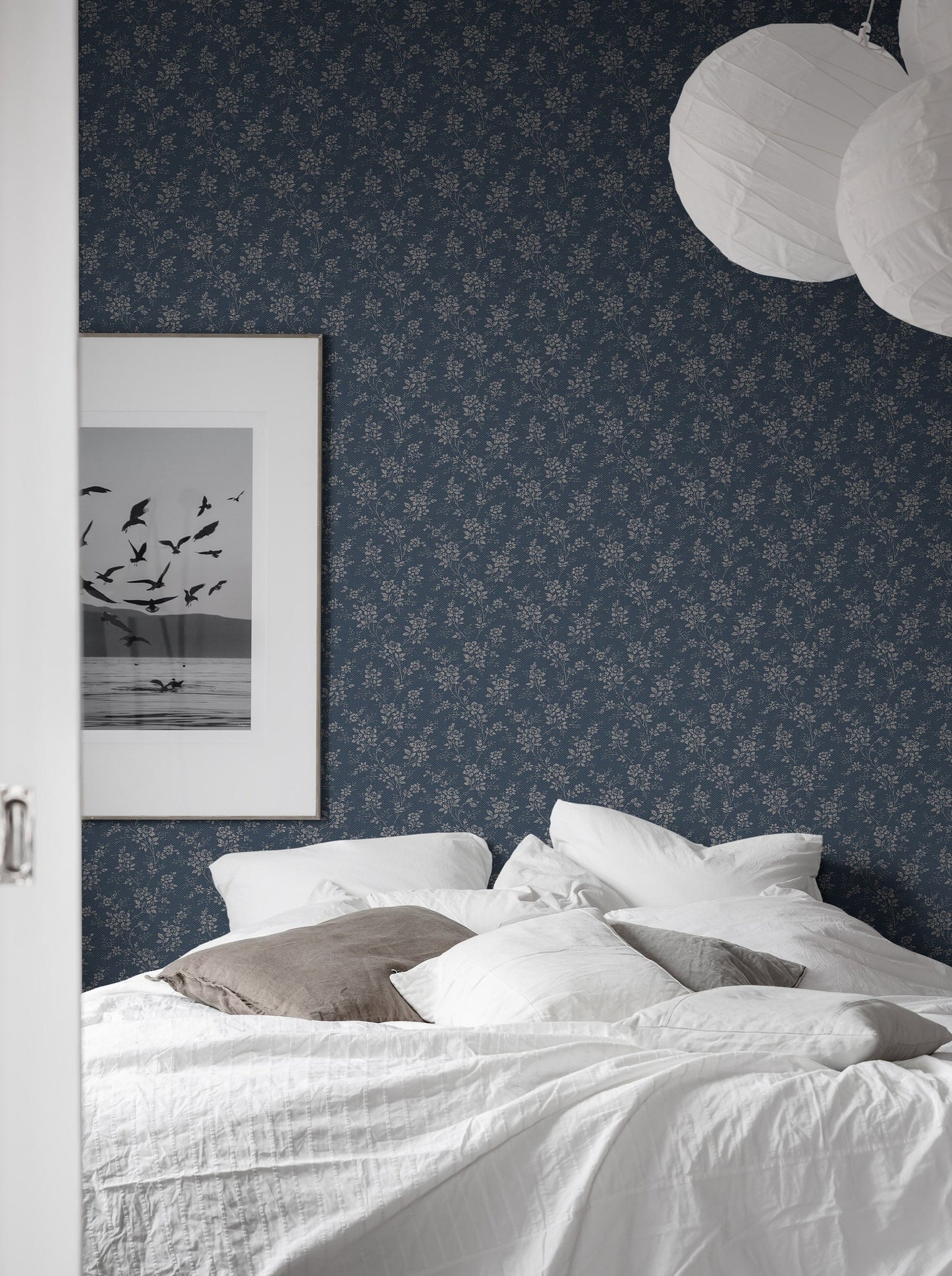 Hip Rose wallpaper is brimming with vintage elegance. Inspired by a traditional floral design of dainty wild rose blooms found in our archives