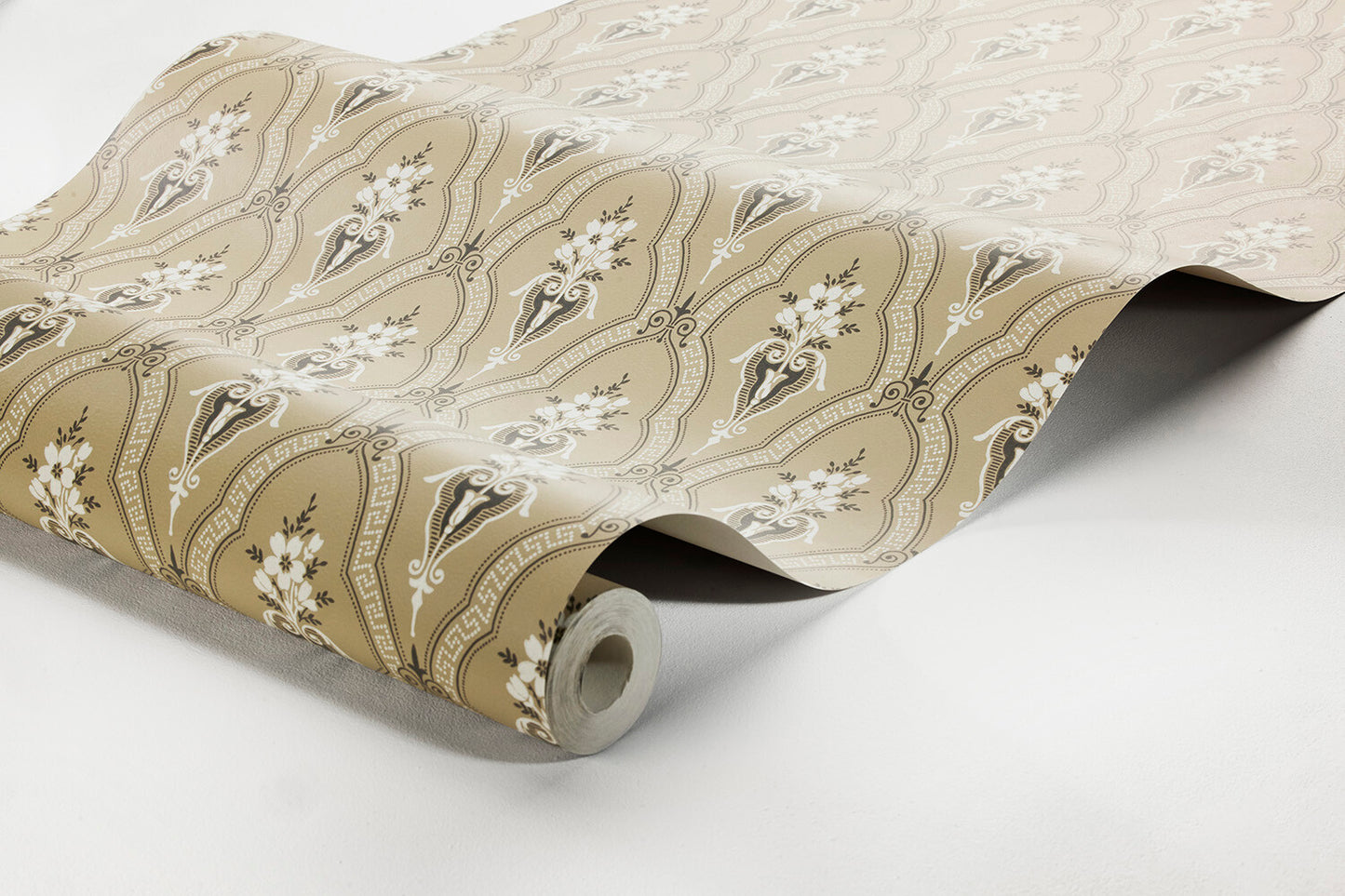 Colored in a golden-brown background with white and dark grey detailing, our Klädesholmen wallpaper features a timeless design that was the height of fashion in the late 19th century.