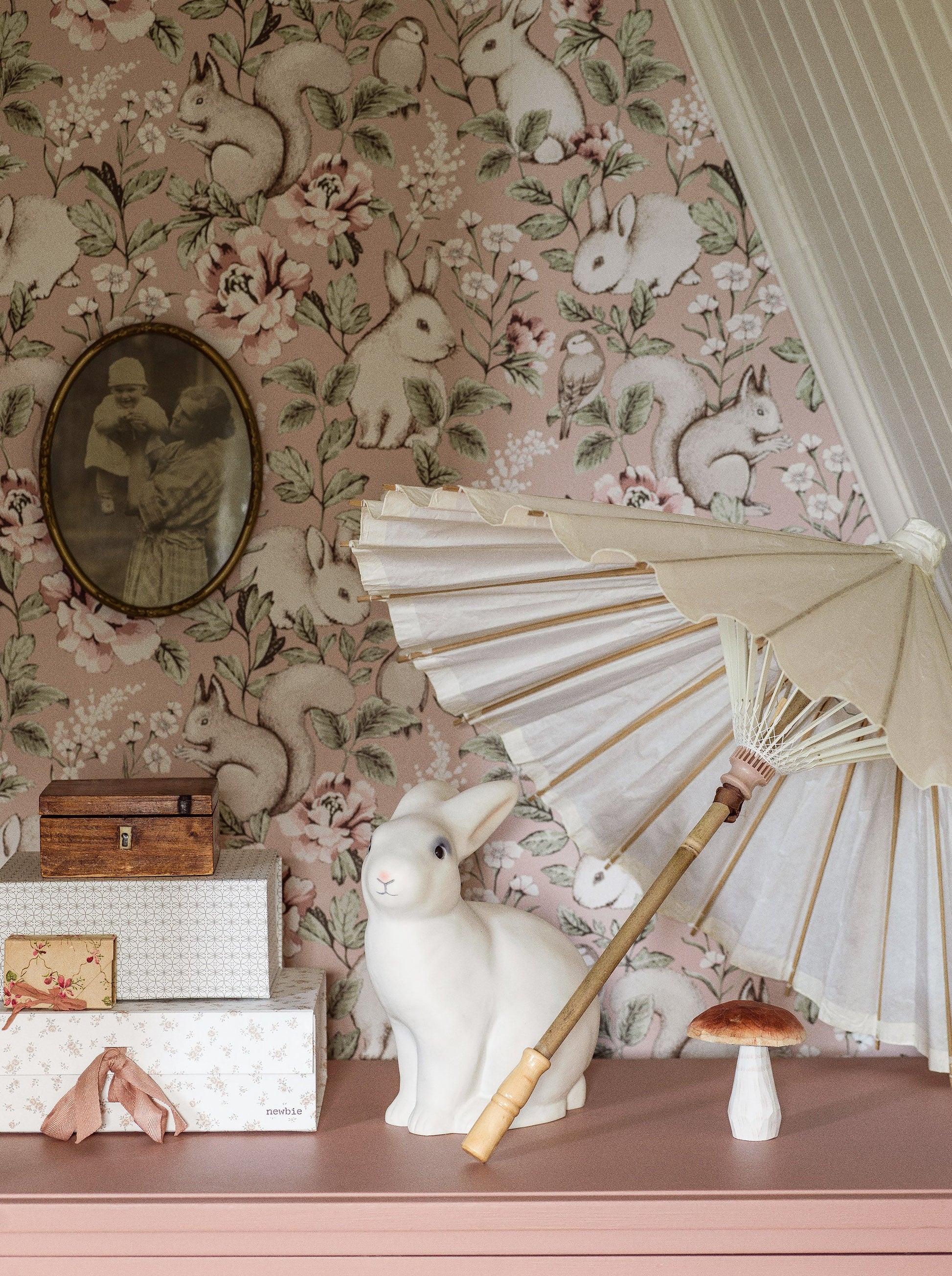 Colored in a pretty palette of pinks and greens, our Magic Forest wallpaper is utterly enchanting.