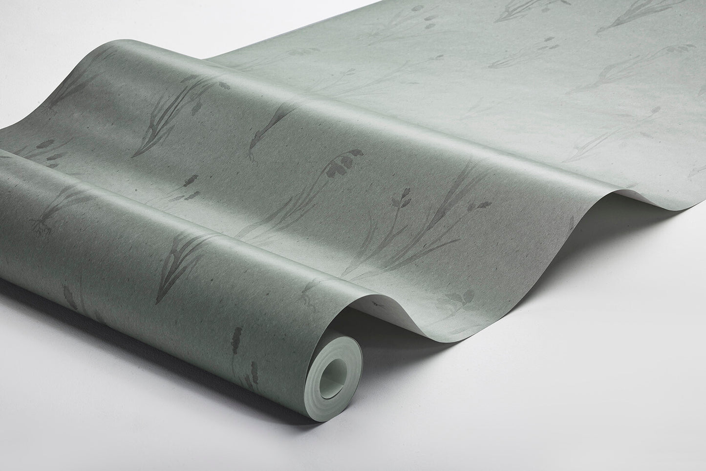 Moorland wallpaper takes its inspiration from the flora of the moors and the Nordic wetlands.