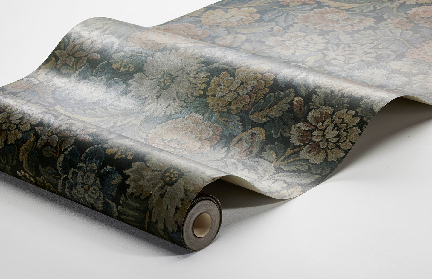 Nightingale Garden - 3561