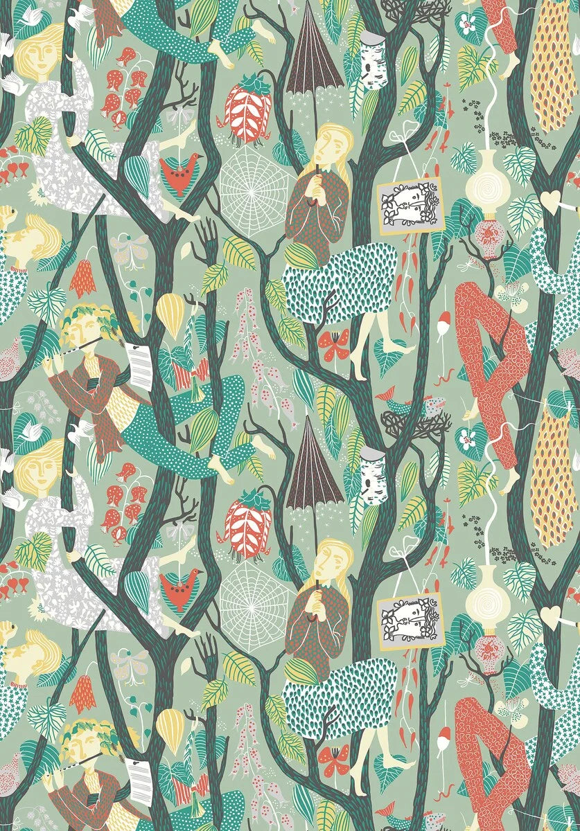 The longer you look, the more whimsical details that appear in our Melodi wallpaper. Vibrantly colored in lush green tones, playful figures climb winding branches among leaves, cobwebs, and flowers in this imaginative Stig Lindberg design.
