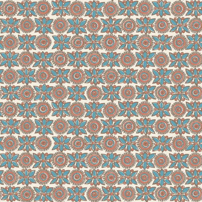 With its expressive, textile style, our Astrid wallpaper captures the warmth and artistry of the Norwegian folk-art tradition of rose painting. T