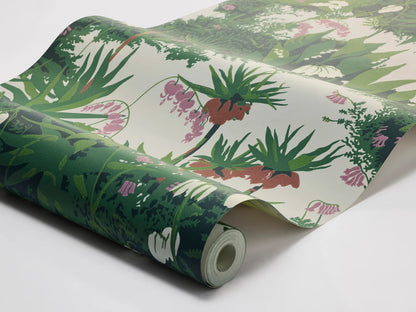Bursting with the freshness of spring, our Kejsarkrona wallpaper fills walls with graceful blooms of crown imperial, fritillary, lily of the valley, and bleeding heart.