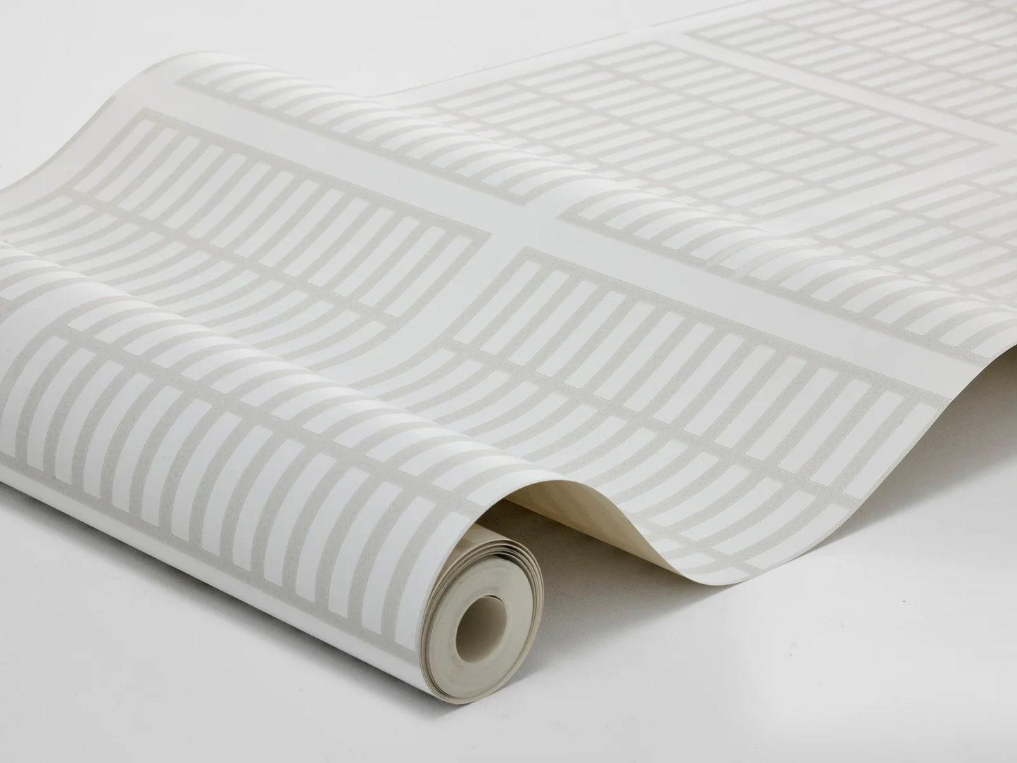  Alvar Aalto 14/6 is a graphic wallpaper that can feel bold or more subtle, depending on its colorway. 