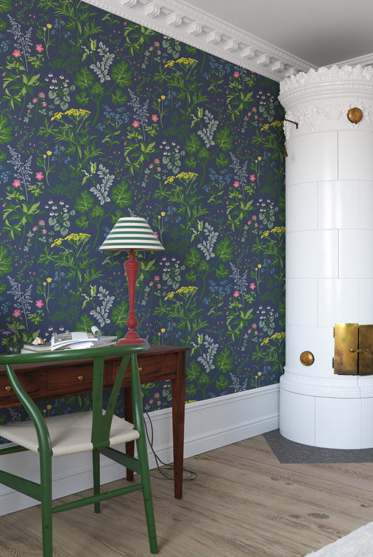 eep in the forest, in sunny clearings and open meadows, they thrive – the wildflowers that define our Swedish landscape. Now they’ve been gathered on the surface of the wallpaper, like an eternal summer meadow to bring into your home. 