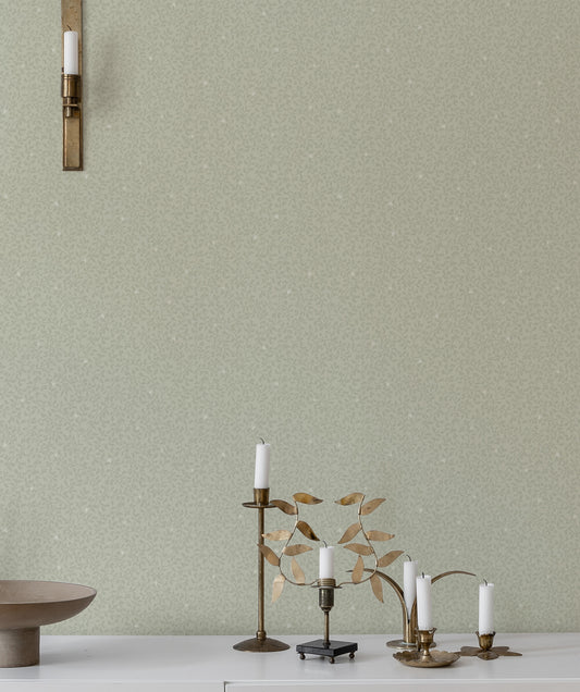 Edvin is a subtle and delicate pattern where growing foliage and small twinflowers gently spread across the wallpaper. 