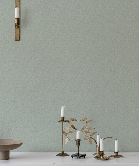 Edvin is a subtle and delicate pattern where growing foliage and small twinflowers gently spread across the wallpaper.