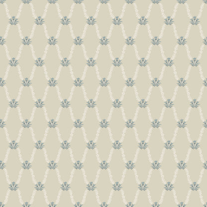 Our beautiful Hedvig is both an organic and graphic wallpaper pattern. 