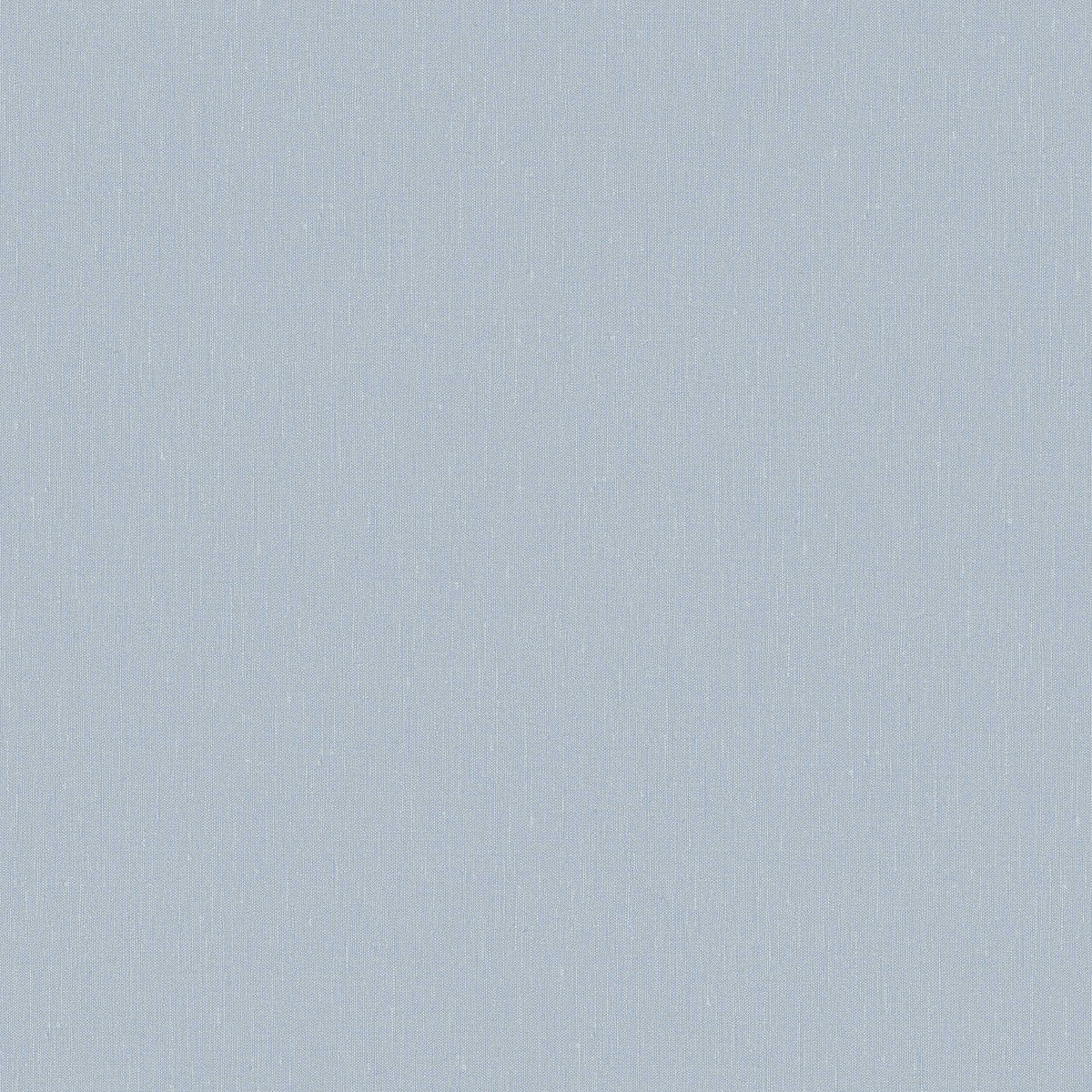  Linen Sky comes in a balanced medium-dark Blue shade that evokes the Scandinavian sky and sea. The wallpaper has a tactile linen texture that gives the color a vibrant depth and a soft, cozy character. 