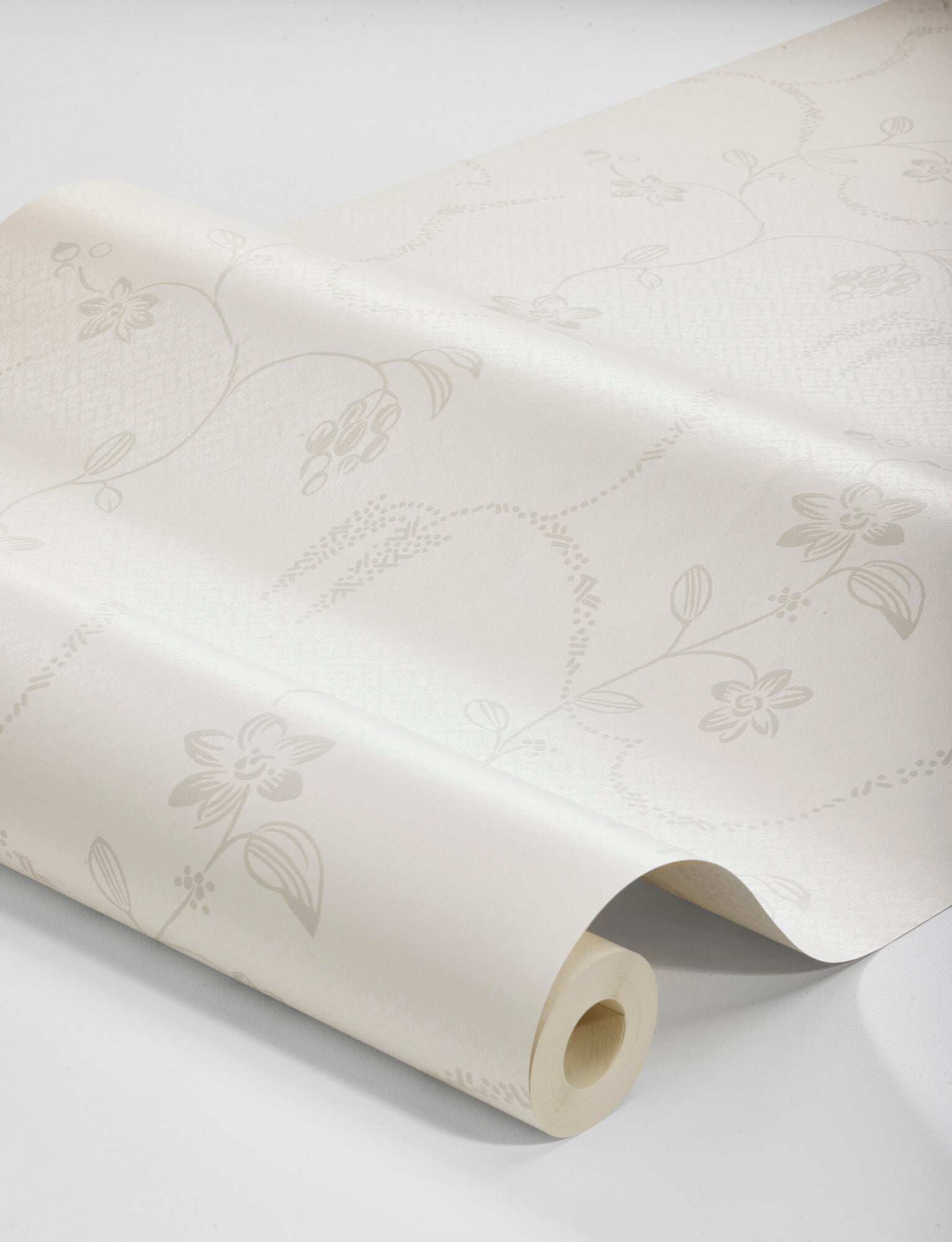 Timelessly elegant, our Elsie wallpaper is colored in bright and fresh tones of gray.