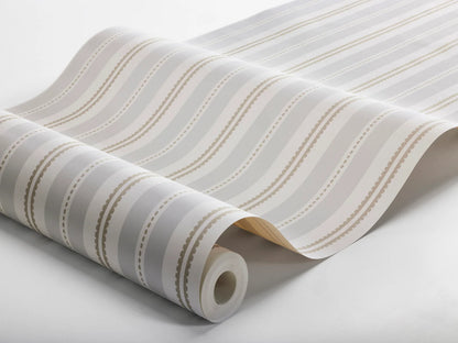 Warm and sophisticated, our Hedda wallpaper is colored in a palette of light grey with accents of hazelnut brown. 