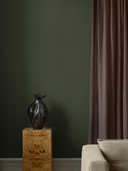 Forest Sand features a deep, warm green shade inspired by the stillness and dense greenery of the Nordic forest.