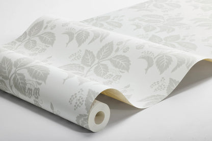 Staying true to its 1830s origins with a fresh grey motif on a clean white background, our Tengbergska wallpaper is based on a preserved sample that is held in the Nordiska Museet’s collection.