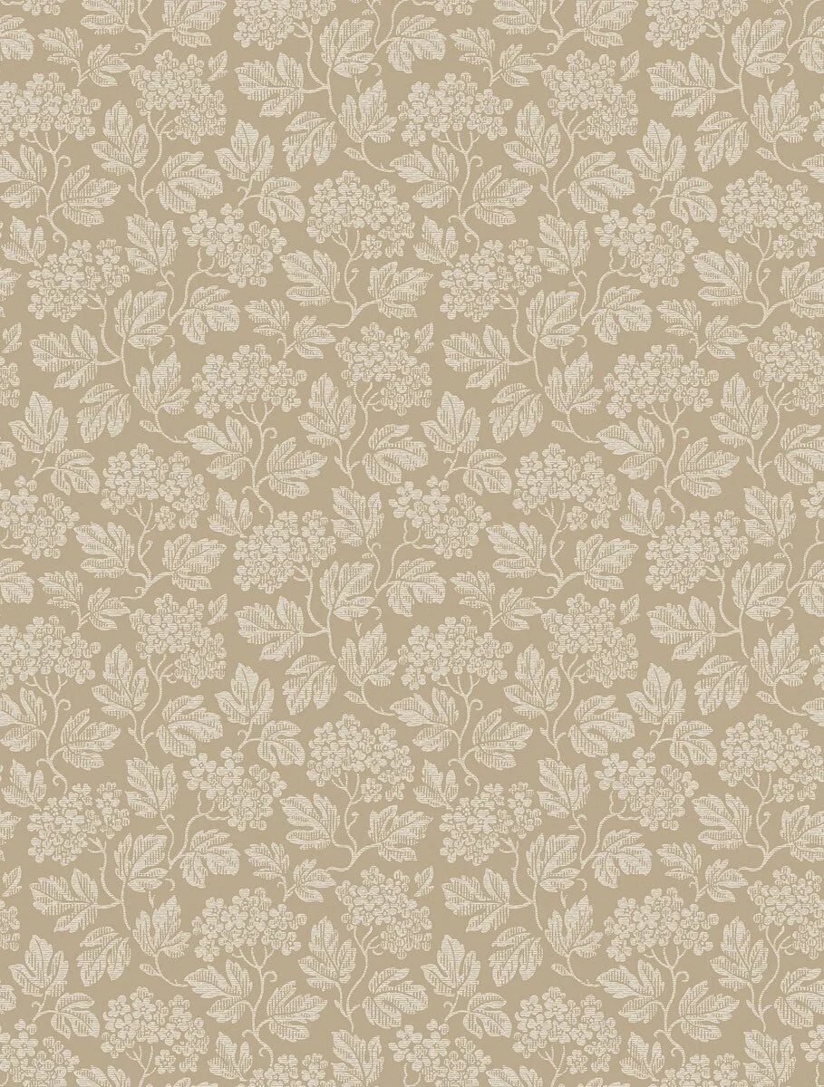  Inspired by the timeless beauty of hawthorns in bloom, our Hagtorn wallpaper in golden beige tones envelops the room in soft foliage and early spring calm. 