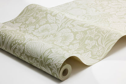  The large-floral Hildasholm is a newly drawn wallpaper, inspired by the Arts and Crafts gardens surrounding the Hildasholm manor house in Leksand. 