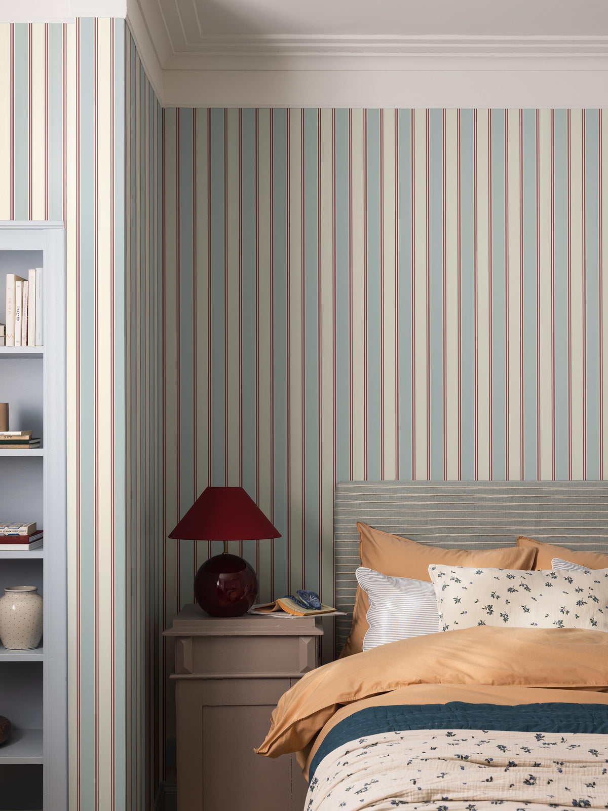  Stripes are a Classic type of pattern that was often found in Gustavian manor houses. 