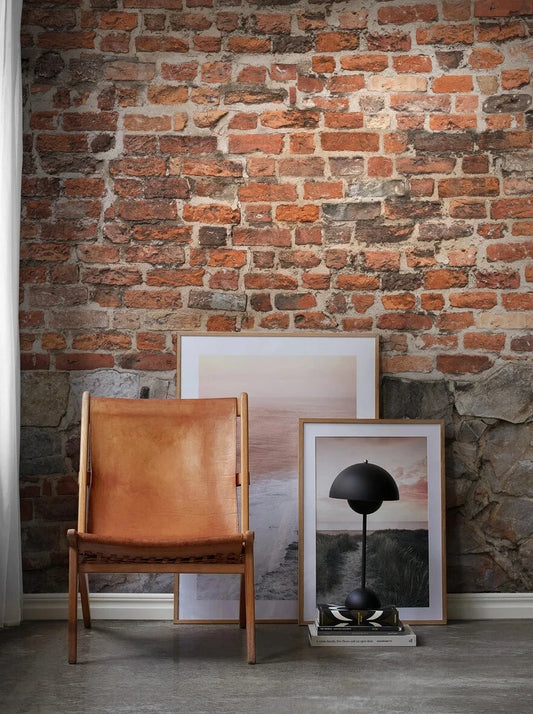 The classic red brick look will never go out of style, but a real internal brick wall- now that's perhaps a bit cold! The answer is this ultra realistic wallpaper!