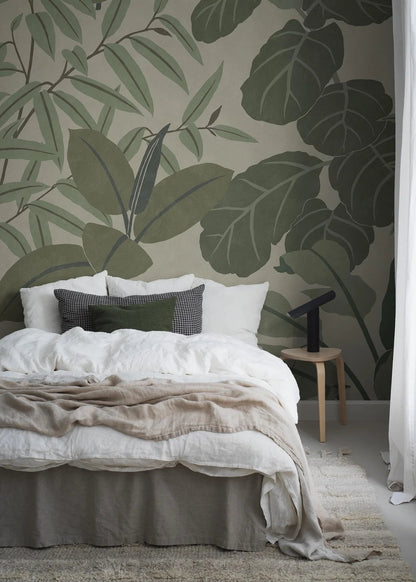 This light, lush version of Grand Leaves mural wallpaper fills the entire wall with fresh green vibrancy. 