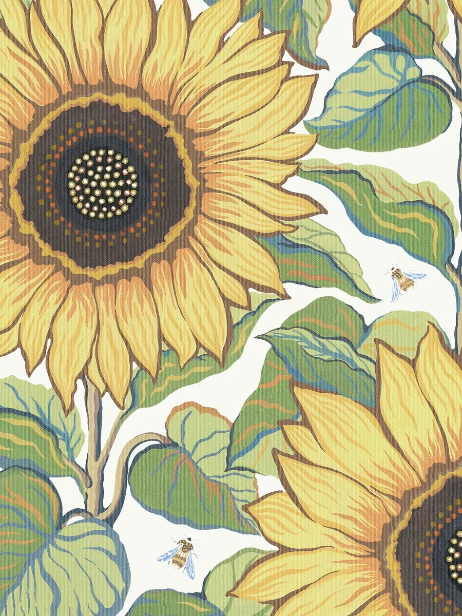 With a crisp white background and playful floral pattern in brilliant yellow, orange, green and blue tones, our Solrosor wallpaper, with a soft textile surface, cannot help but bring a bright and positive vibe to its surrounding space. 