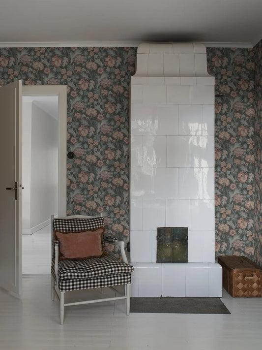 Featuring a dramatic and striking dark grey-black background with a bright multicolored floral pattern, our Jane wallpaper has a beautiful depth, 