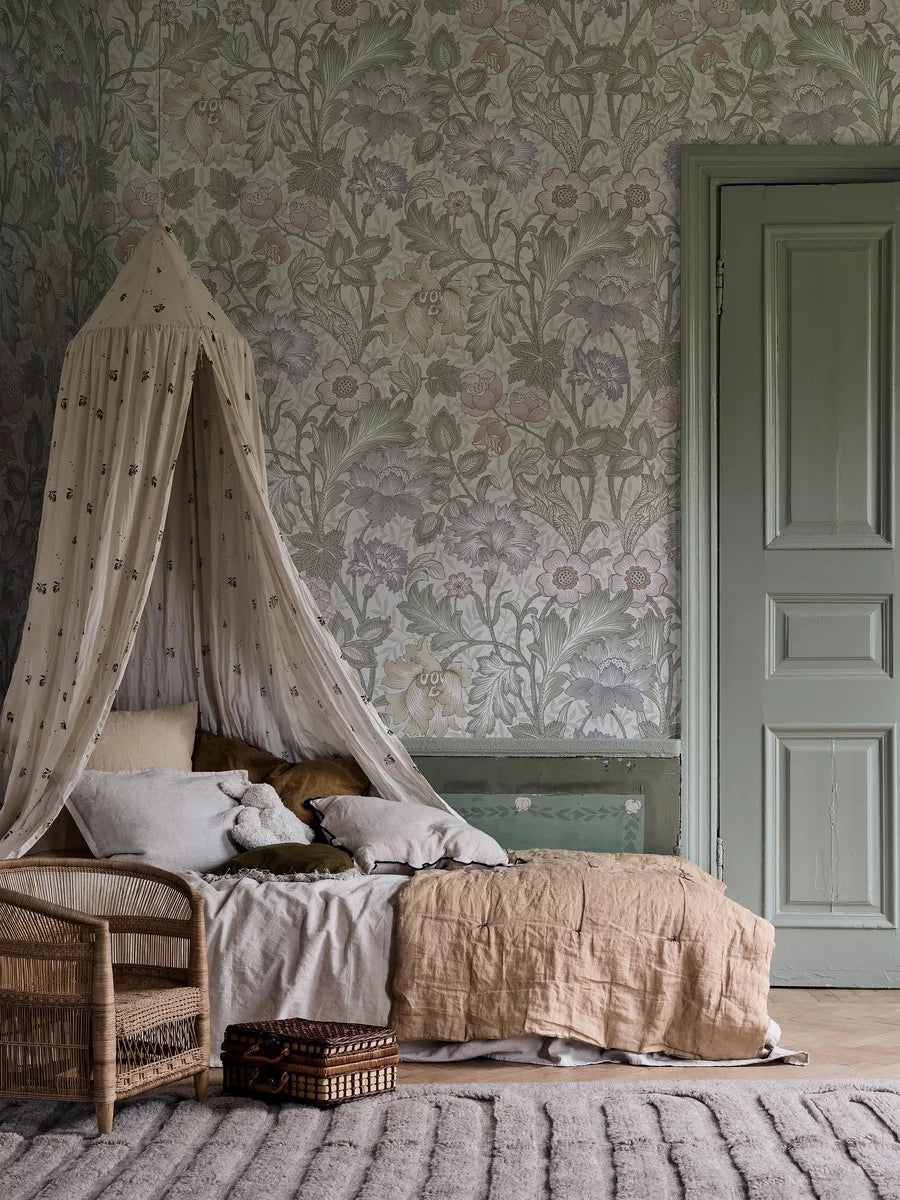  The pattern is a reworked version of a hand-painted wallpaper from our historical archive. Shown here in soft pastel tones on a cream-white background. 
