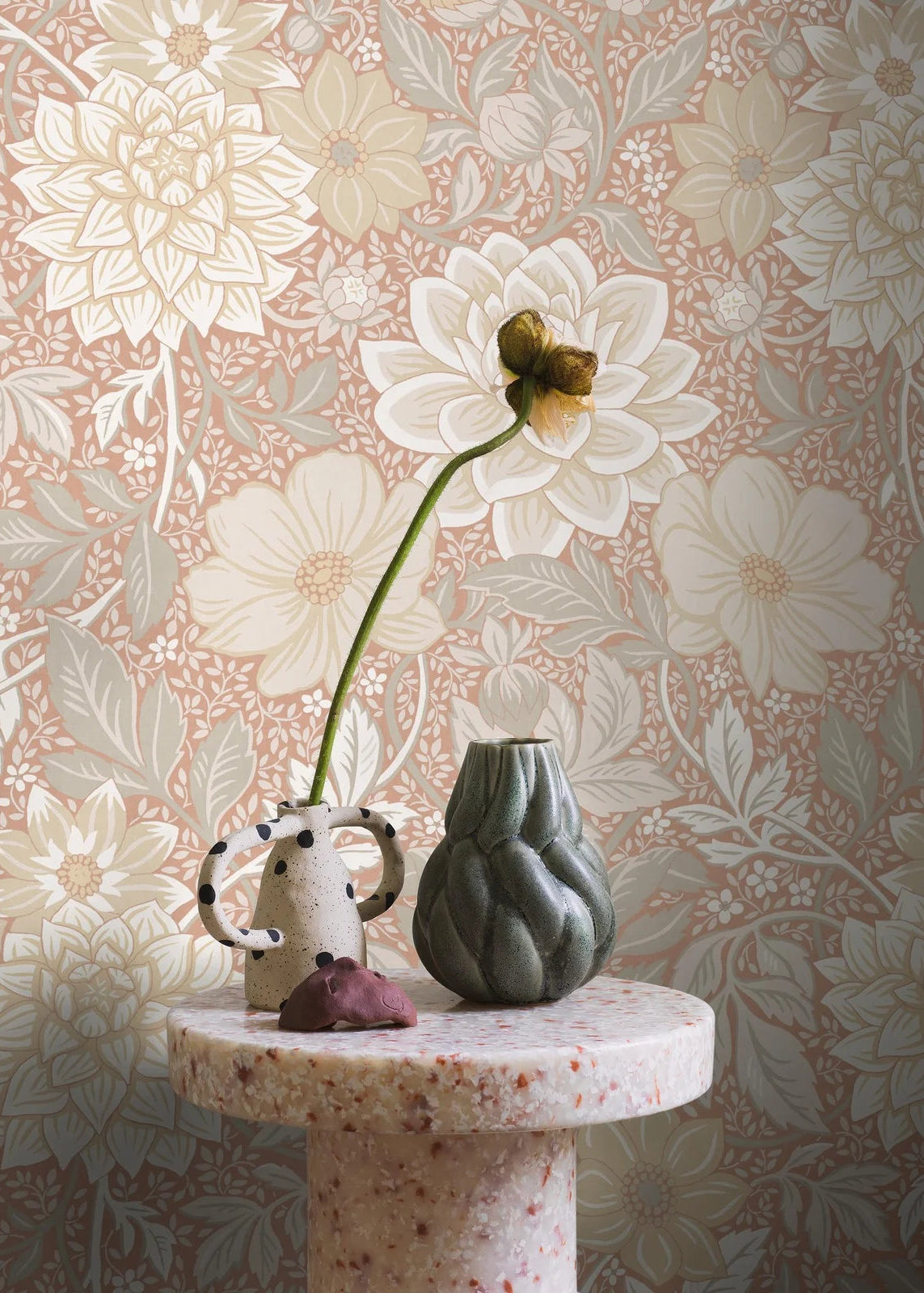 Dahlia Garden Grand is an enlarged digital reprint of our floral Dahlia Garden wallpaper. The luxuriant, hand-painted Arts &Crafts motif gets full room to shine on a truly large surface!