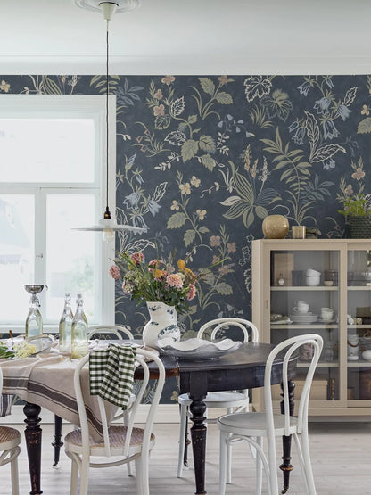  Folklore Grand is an enlarged reprint of the 1950s Folklore wallpaper. 