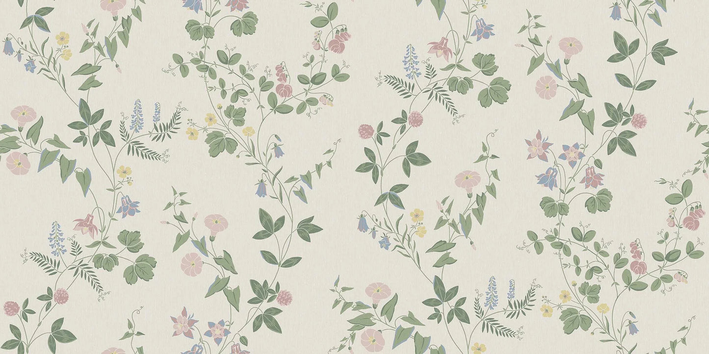 Floral Midsummer Eve Grand climbs toward the ceiling like a summery, delicate wall painting with buttercups, columbines, bellflowers, clover, and other blossoms in a light pastel palette on a cream-white background.