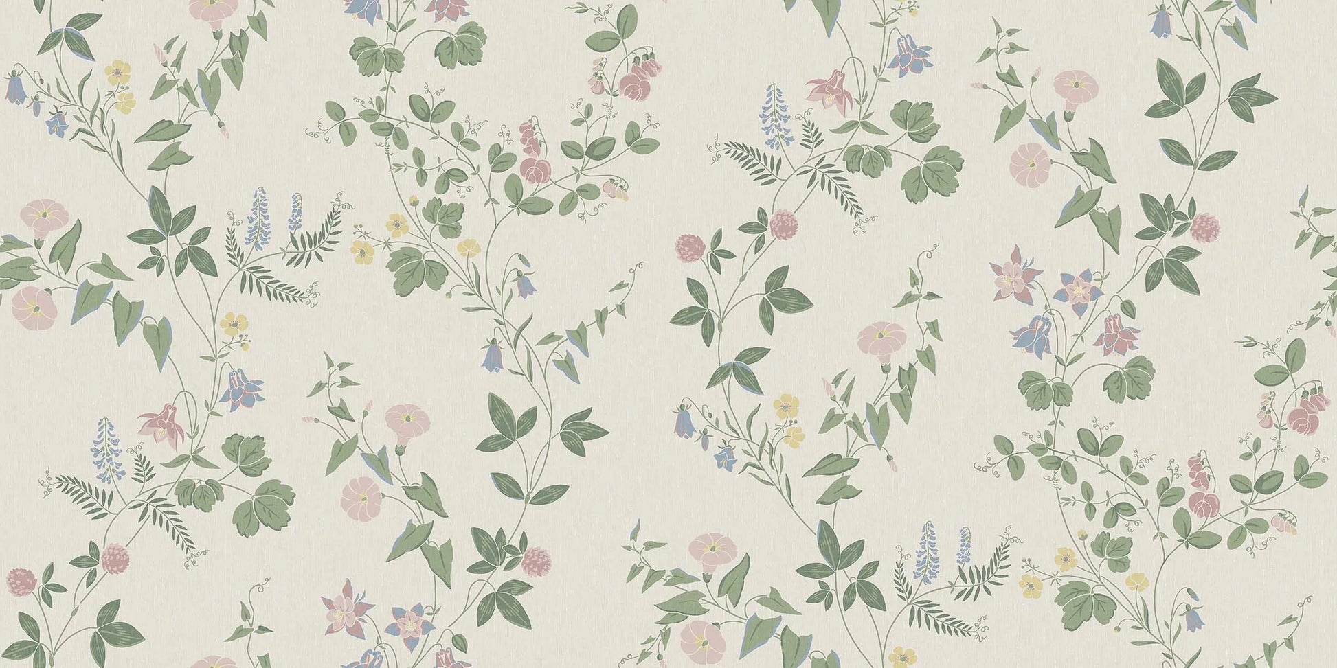 Floral Midsummer Eve Grand climbs toward the ceiling like a summery, delicate wall painting with buttercups, columbines, bellflowers, clover, and other blossoms in a light pastel palette on a cream-white background.