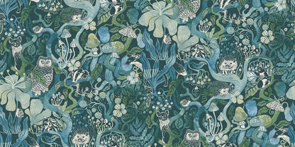 The wallpaper is an enlarged digital reprint of the Magic Woods children’s design – like an enchanting wall painting!