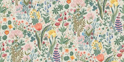 Blomsterhav Grand is an enlarged reprint of Noomi Spange’s floral wallpaper of the same name.