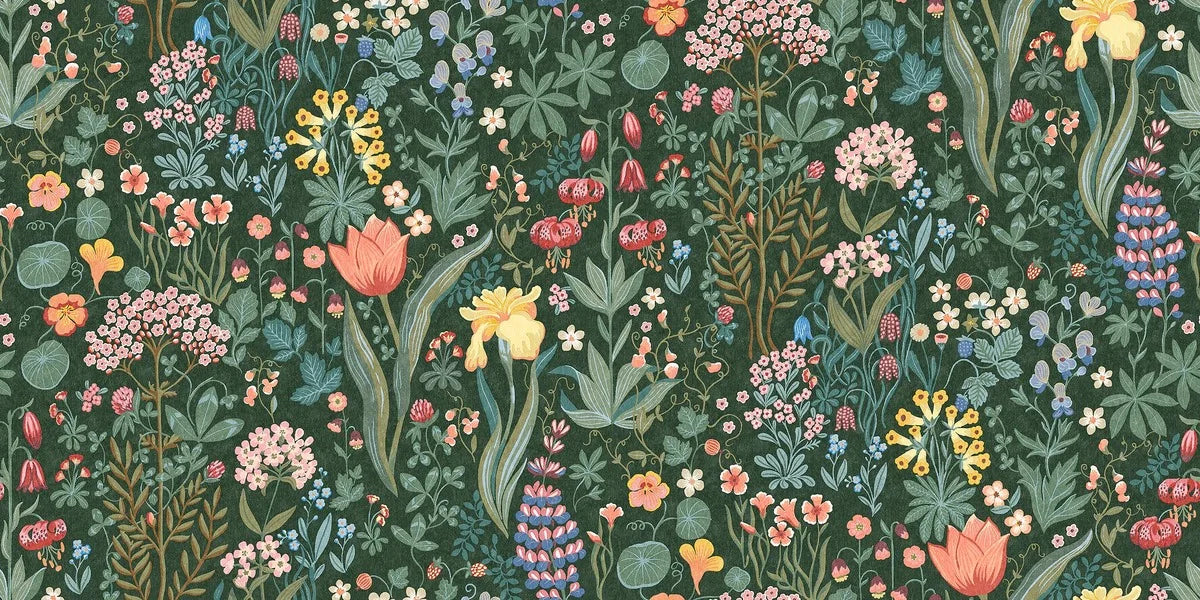The multicolored Blomsterhav Grand wallpaper offers a wonderful floral display, featuring everything from tiny, charming forget-me-nots to stately lupins and martagon lilies.