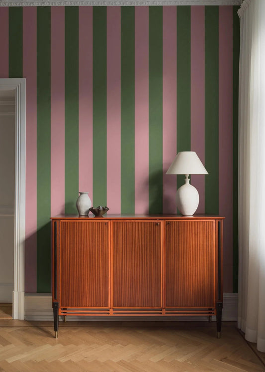  The boldly wide block stripes come in a playful colour combination of pea green and bubblegum pink. 