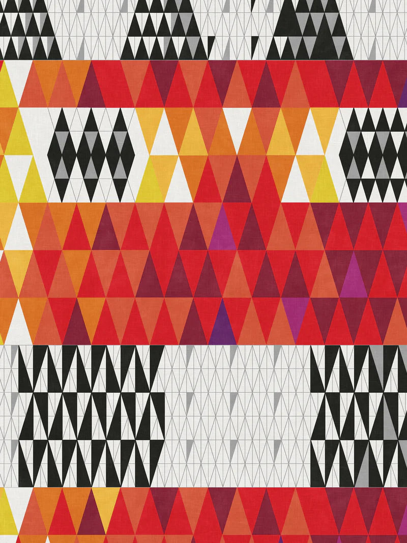 The mural wallpaper Pythagoras is a design classic by Sven Markelius, also known as Mr Funkis. In 1952, Markelius created this geometric pattern for a textile,