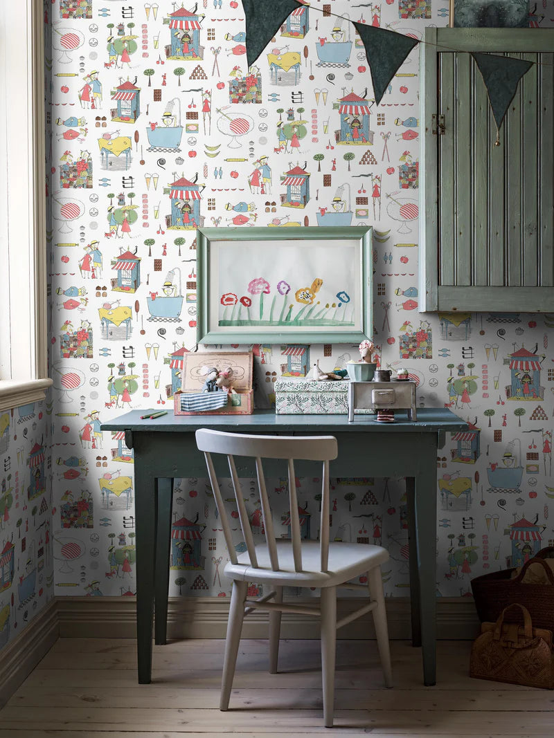 Krakel Spektakel is a colorful, playful mural wallpaper created from Stig Lindberg’s much-loved illustrations in Lennart Hellsing’s book Krakel Spektakel köper en klubba.