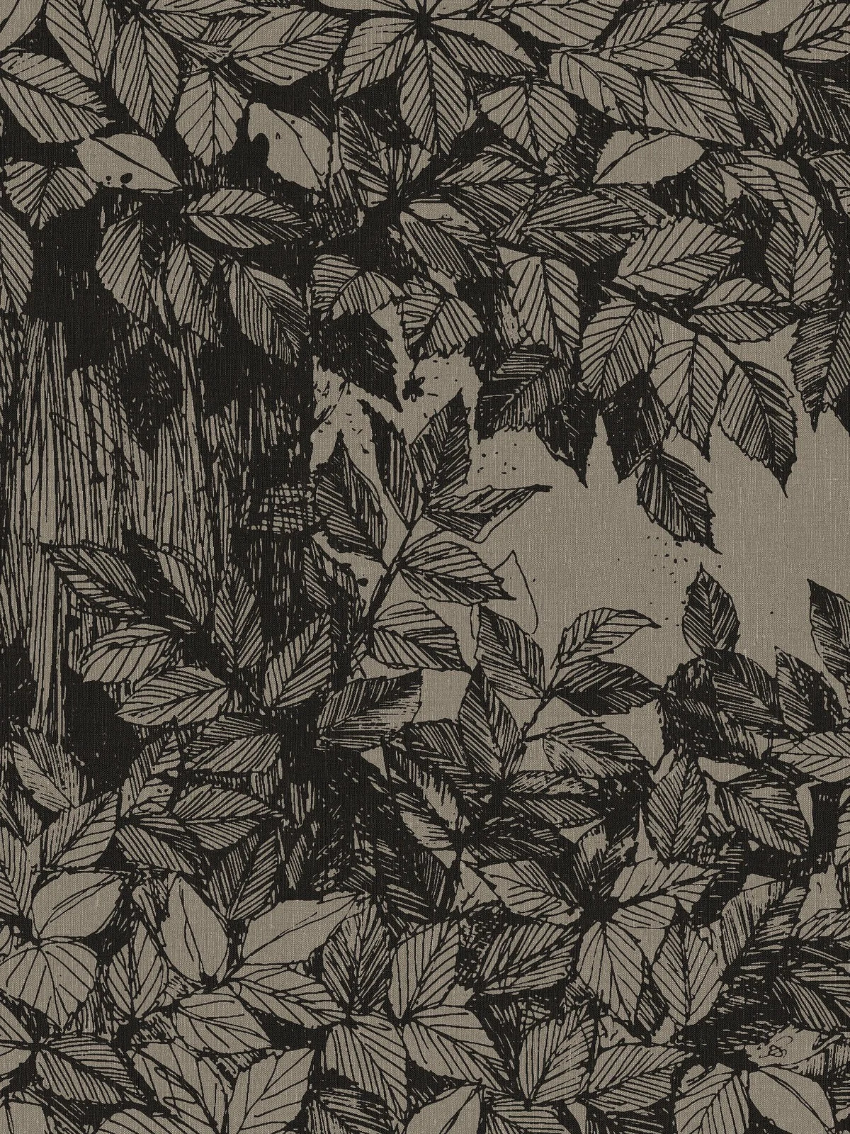 Here, the Hassel mural wallpaper features black details on a grey-brown ground reminiscent of undyed linen. The wallpaper is printed to order, made to measure for your wall.