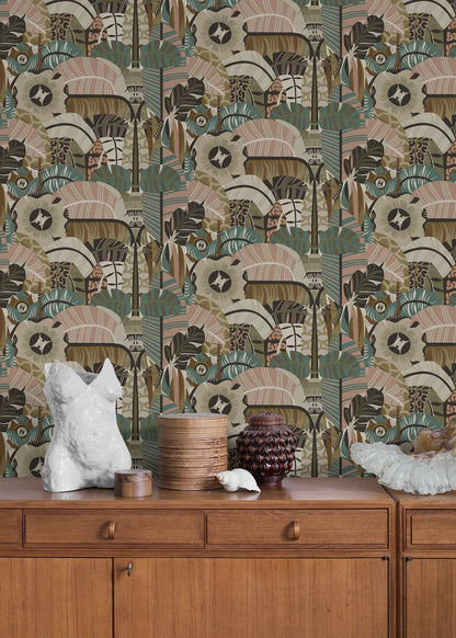 The mural wallpaper Hypnotic Safari features an abstract, graphic, almost slightly psychedelic pattern. Can you spot the eyes among the soft, organic shapes?