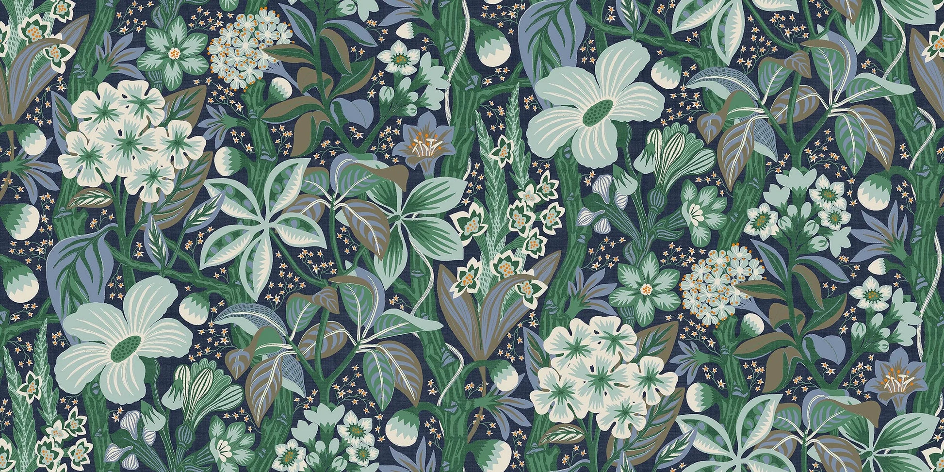 The floral mural wallpaper Friviva is a true flower festival, with a delightful mix of Scandinavian meadow flowers and exotic plants.
