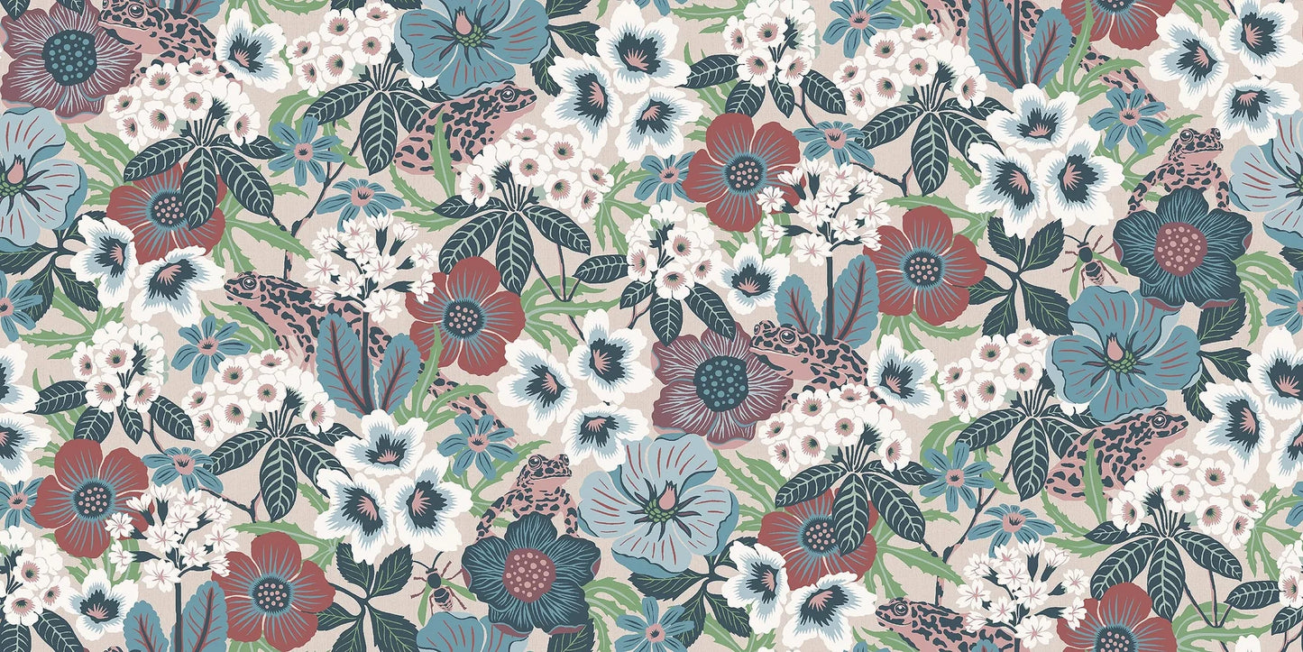 Hanna Werning is known for her lush botanical patterns with a humorous twist, and the floral mural wallpaper Kvackstepp is no exception. 